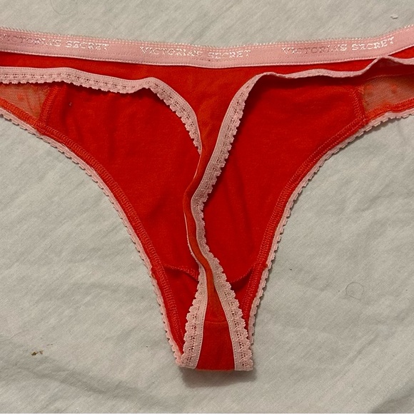 Vintage Victoria Secret Thong - Picture 2 of 3